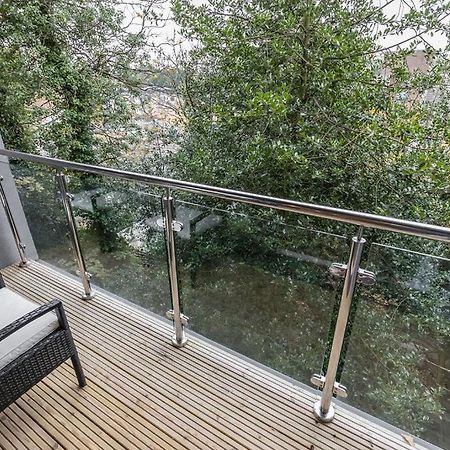 Stylish Town Centre Apartment, W Parking, Nr Beach Bournemouth Bagian luar foto