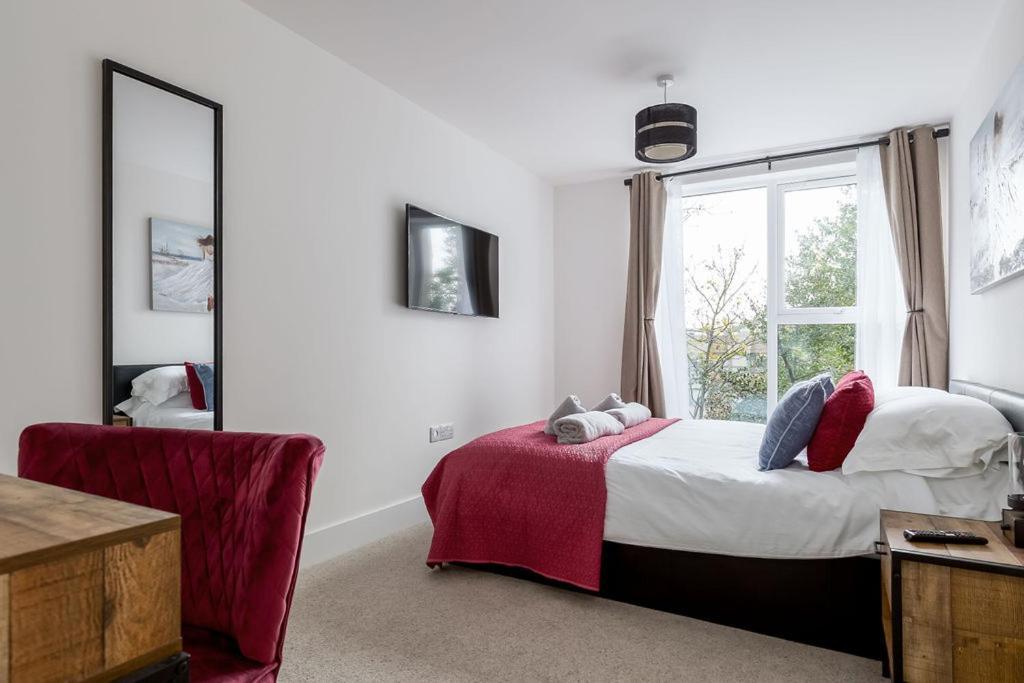 Stylish Town Centre Apartment, W Parking, Nr Beach Bournemouth Bagian luar foto