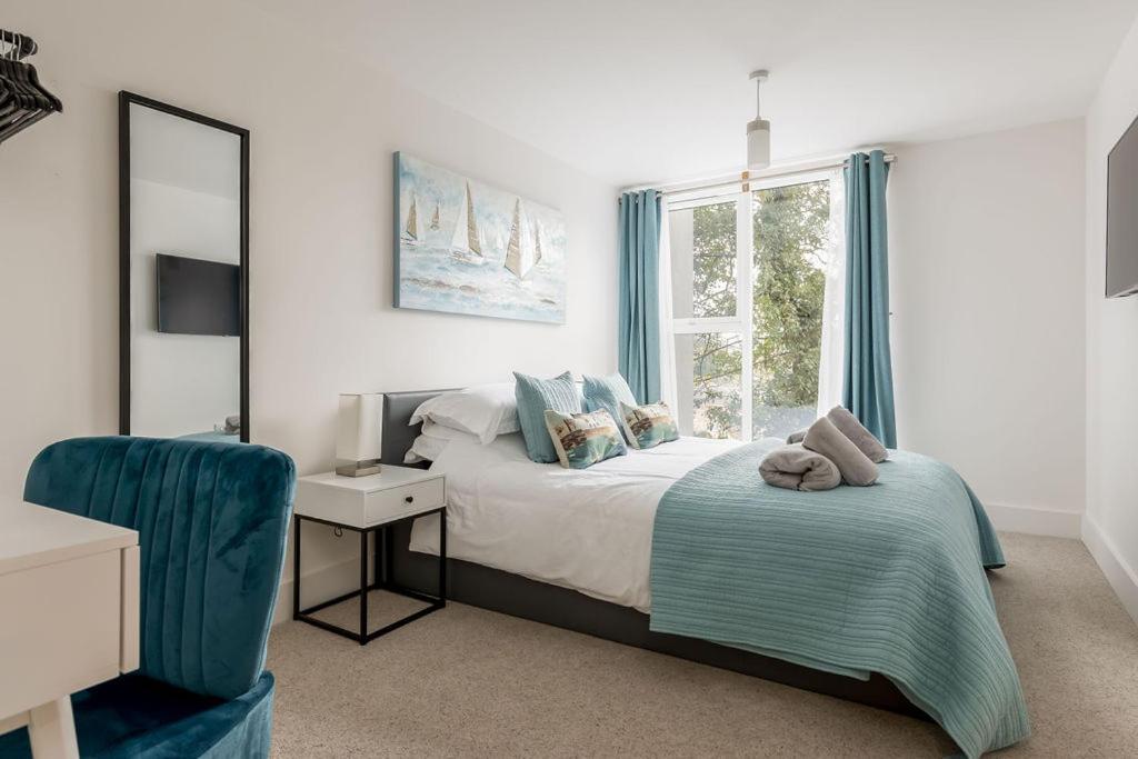 Stylish Town Centre Apartment, W Parking, Nr Beach Bournemouth Bagian luar foto